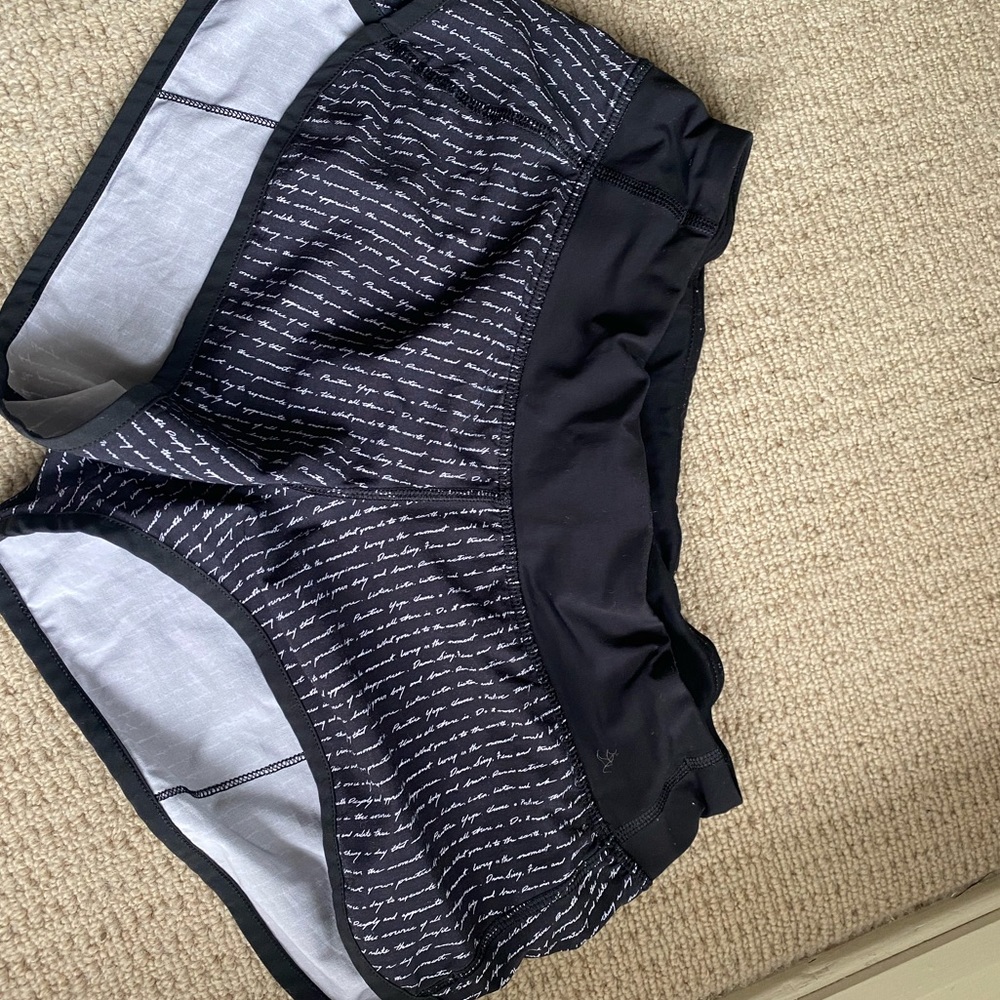 Lululemon speed up short “2.5”